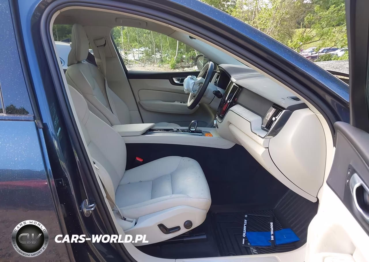 2024 Volvo Xc60 B5 Plus Dark Theme VIN:YV4L12RL8R1840860 - 5
