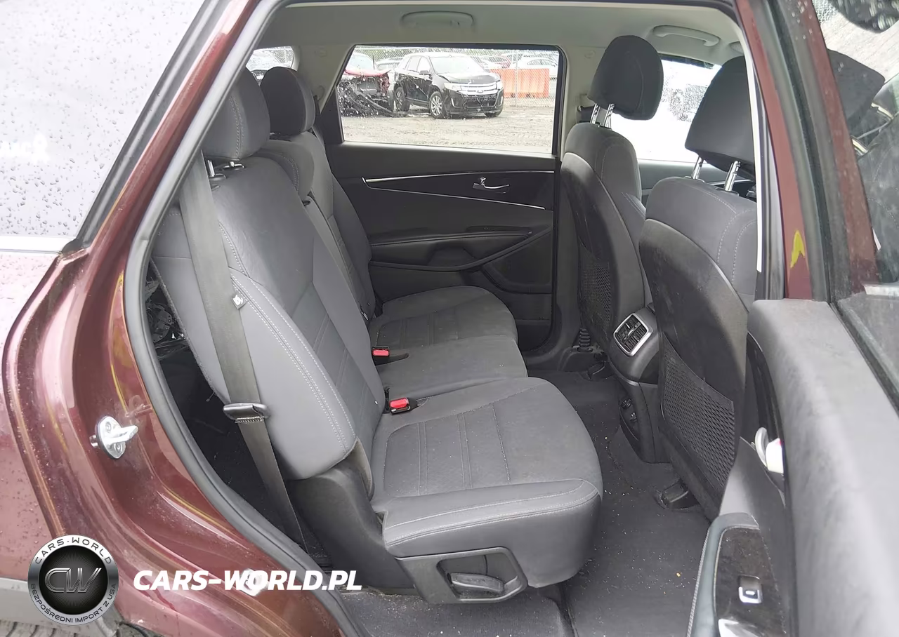 2017 Kia Sorento 3.3L Lx VIN:5XYPGDA50HG279404 - 8