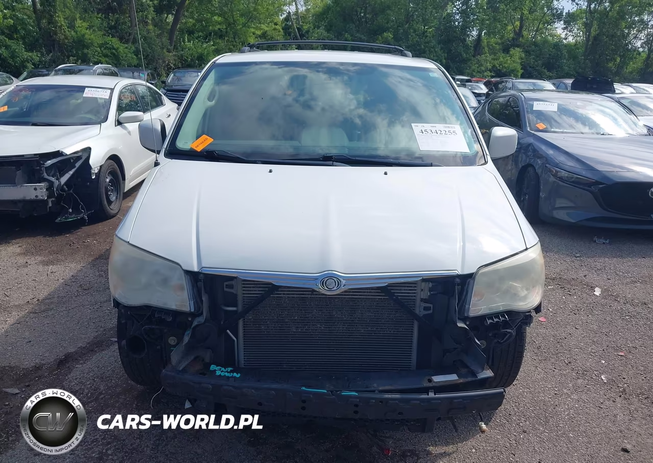2010 Chrysler Town & Country Touring VIN:2A4RR5D12AR432071 - 12