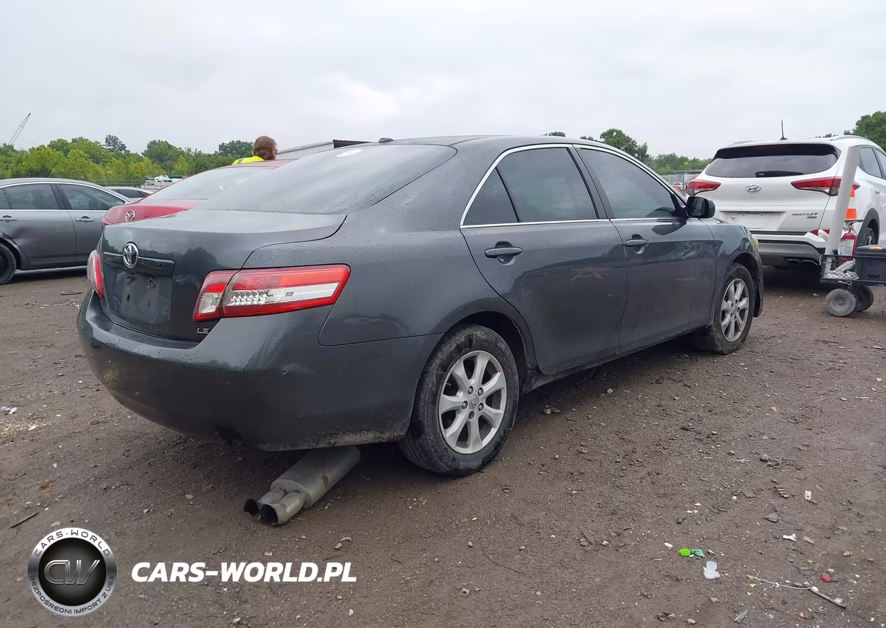 2011 Toyota Camry Le VIN:4T1BF3EK5BU164774 - 4