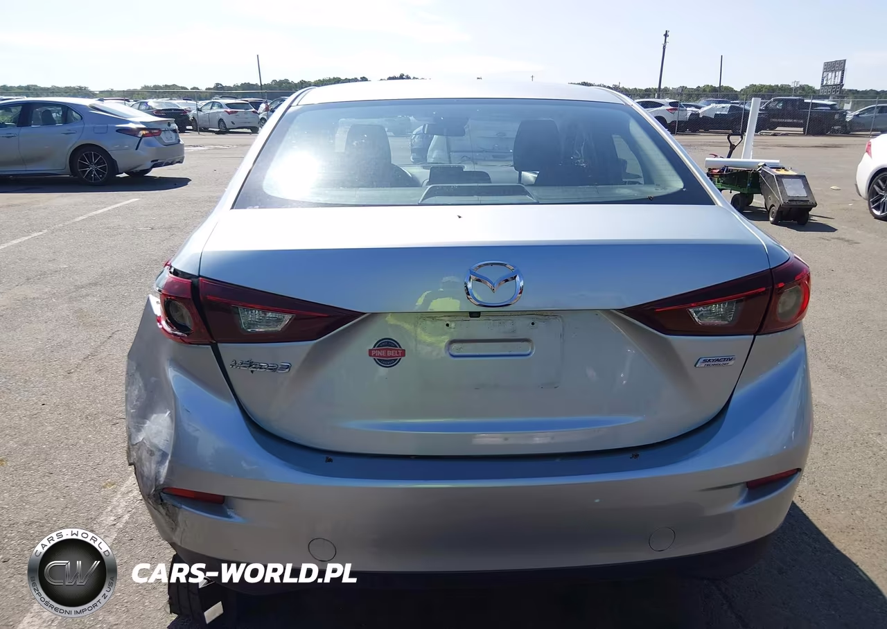 2018 Mazda Mazda3 Sport VIN:3MZBN1U71JM275766 - 17