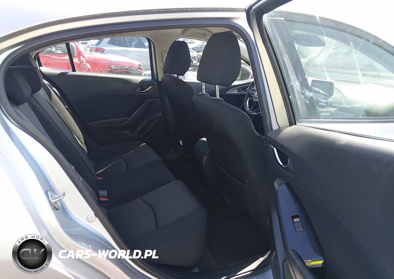 2018 Mazda Mazda3 Sport VIN:3MZBN1U71JM275766 - 8