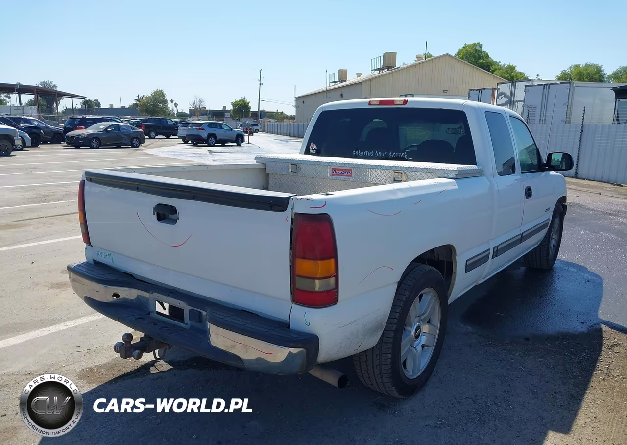 2002 Chevrolet Silverado 1500 Ls VIN:2GCEC19V821425703 - 4