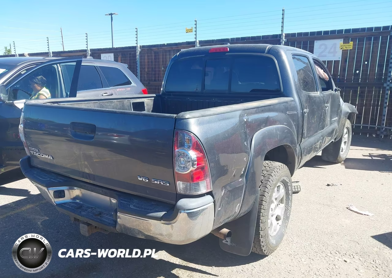2009 Toyota Tacoma Base V6 VIN:3TMLU42N49M028282 - 4