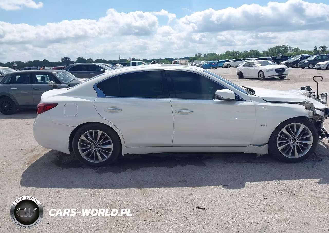 2018 Infiniti Q50 3.0T Luxe VIN:JN1EV7ARXJM434162 - 13