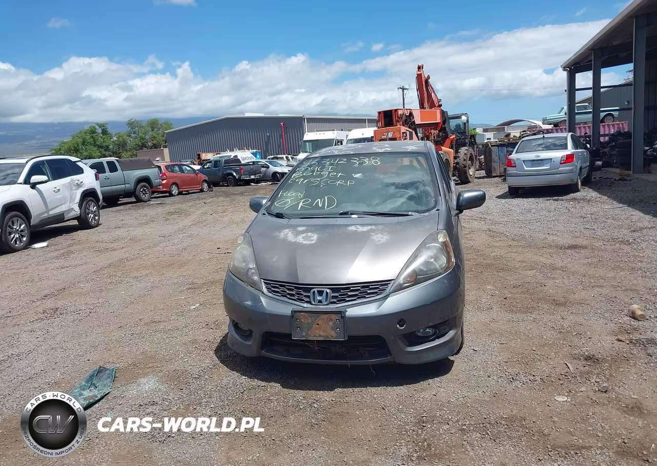 2012 Honda Fit Sport VIN:JHMGE8H55CC024519 - 6