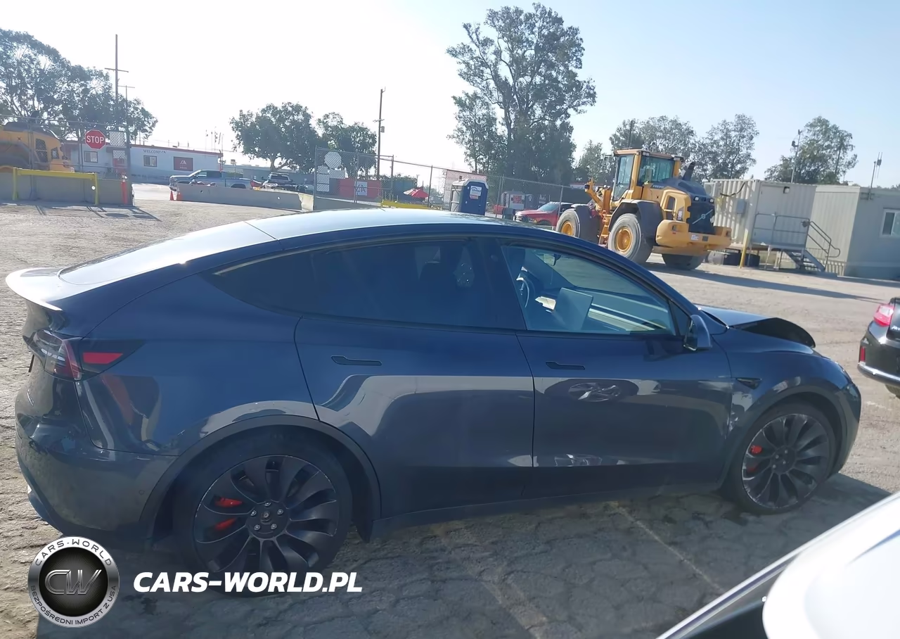 2021 Tesla Model Y Performance Dual Motor All-Wheel Drive VIN:5YJYGDEF7MF277514 - 12