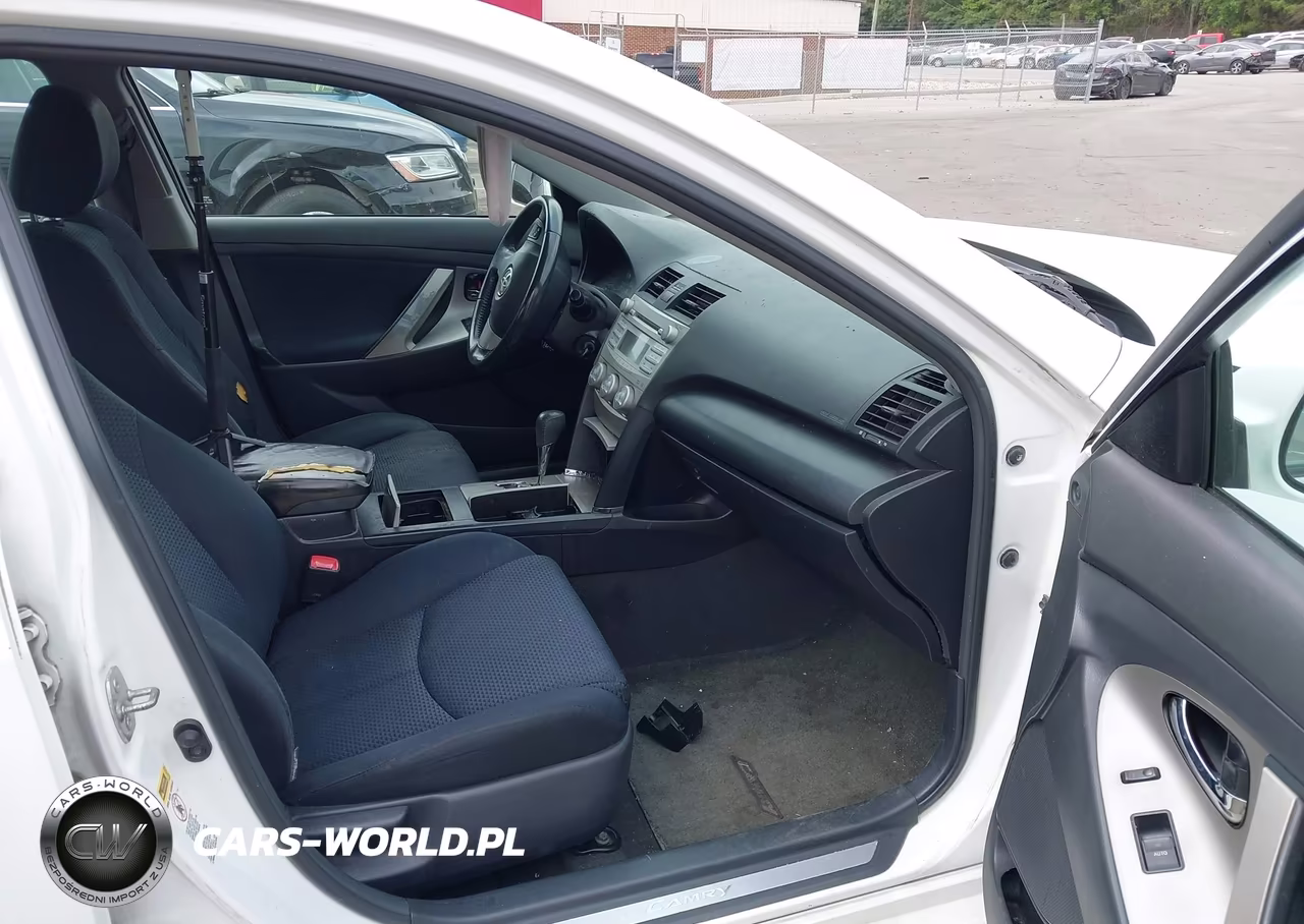 2010 Toyota Camry Se VIN:4T1BF3EK8AU556386 - 5
