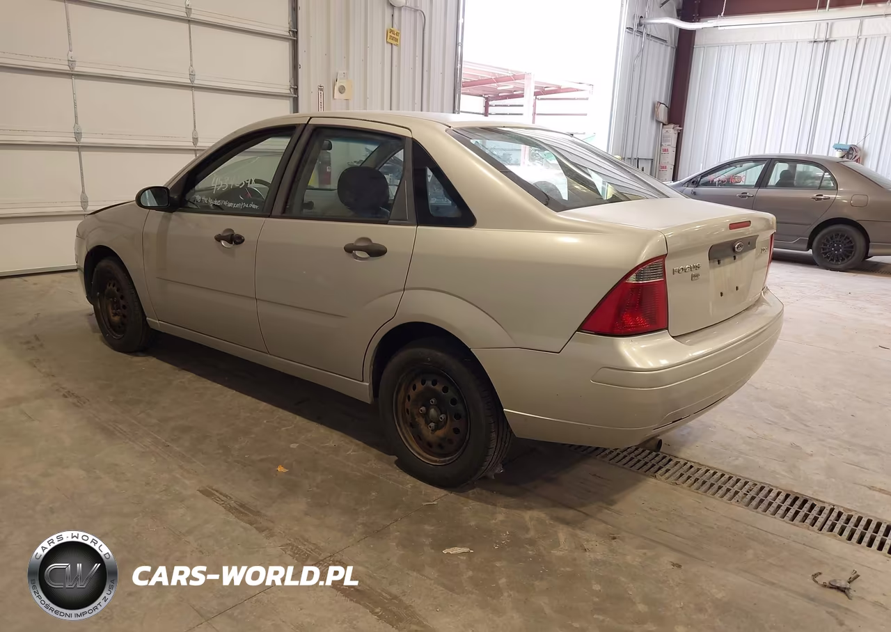 2007 Ford Focus S-Se-Ses VIN:1FAFP34N97W257216 - 3