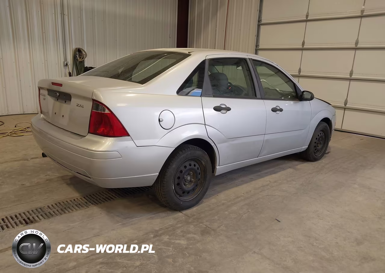 2007 Ford Focus S-Se-Ses VIN:1FAFP34N97W257216 - 4