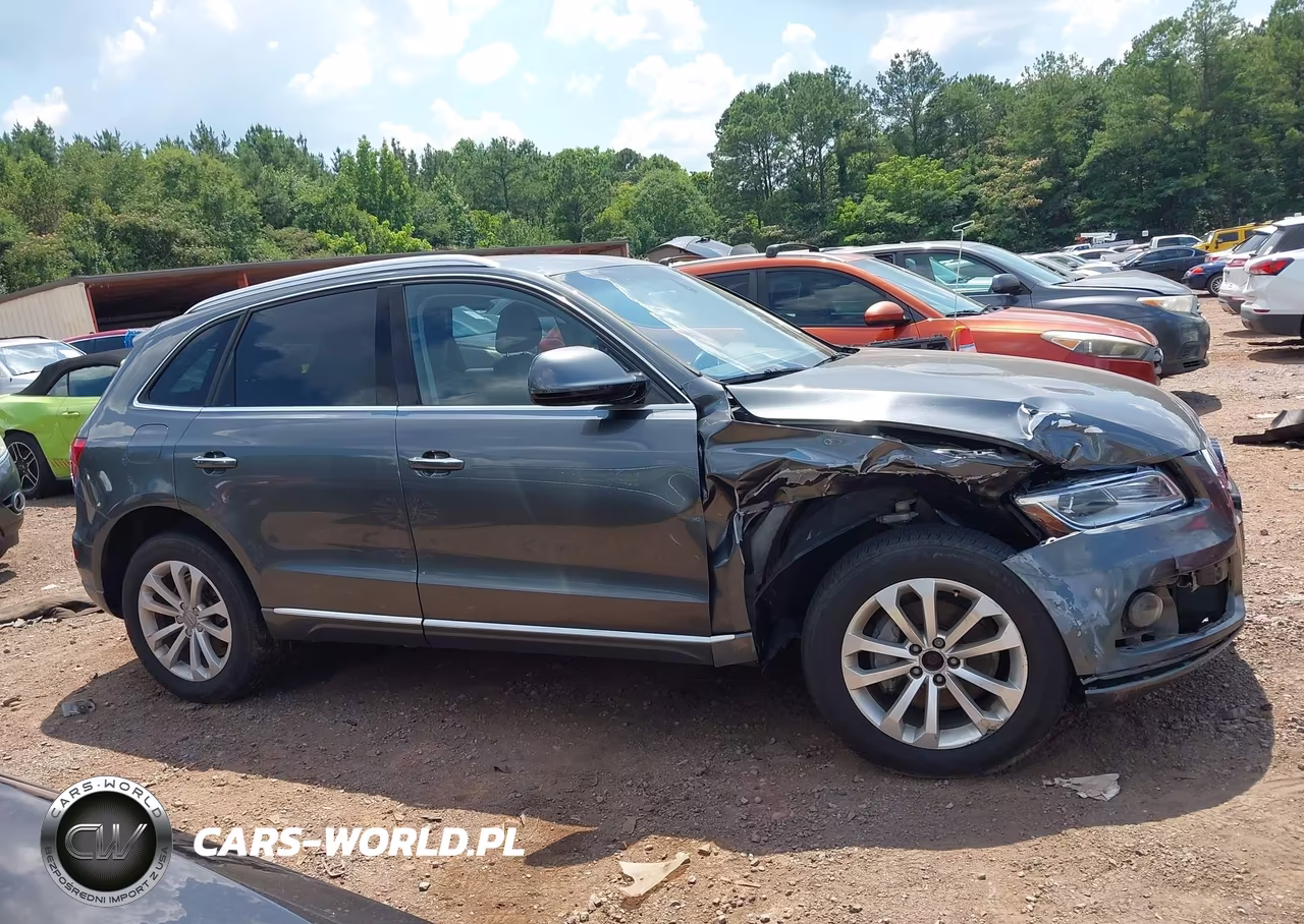 2017 Audi Q5 2.0T Premium VIN:WA1C2AFP3HA045385 - 14