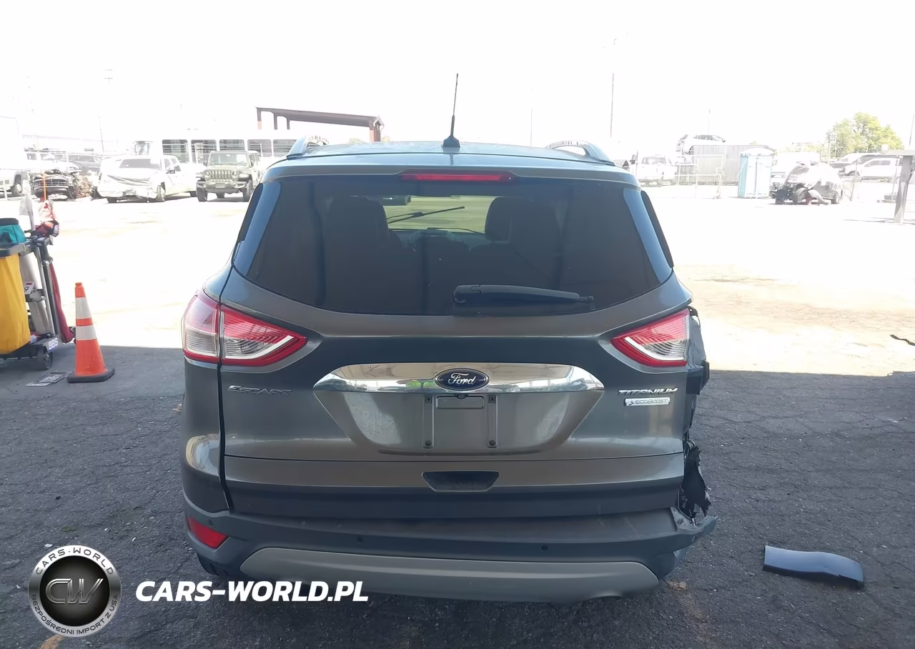 2015 Ford Escape Titanium VIN:1FMCU0J96FUC80051 - 16