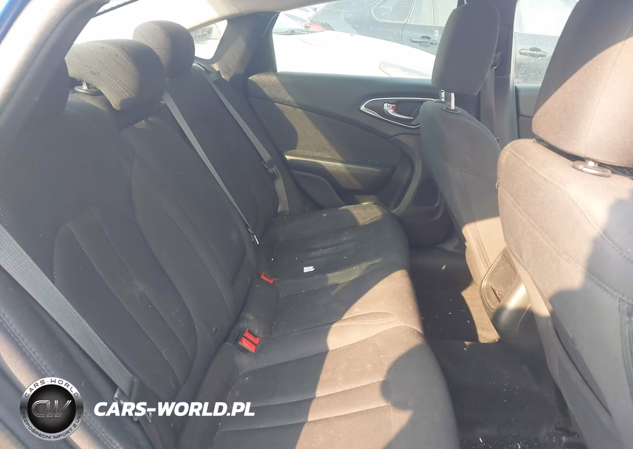 2015 Chrysler 200 Limited VIN:1C3CCCAB4FN626107 - 8