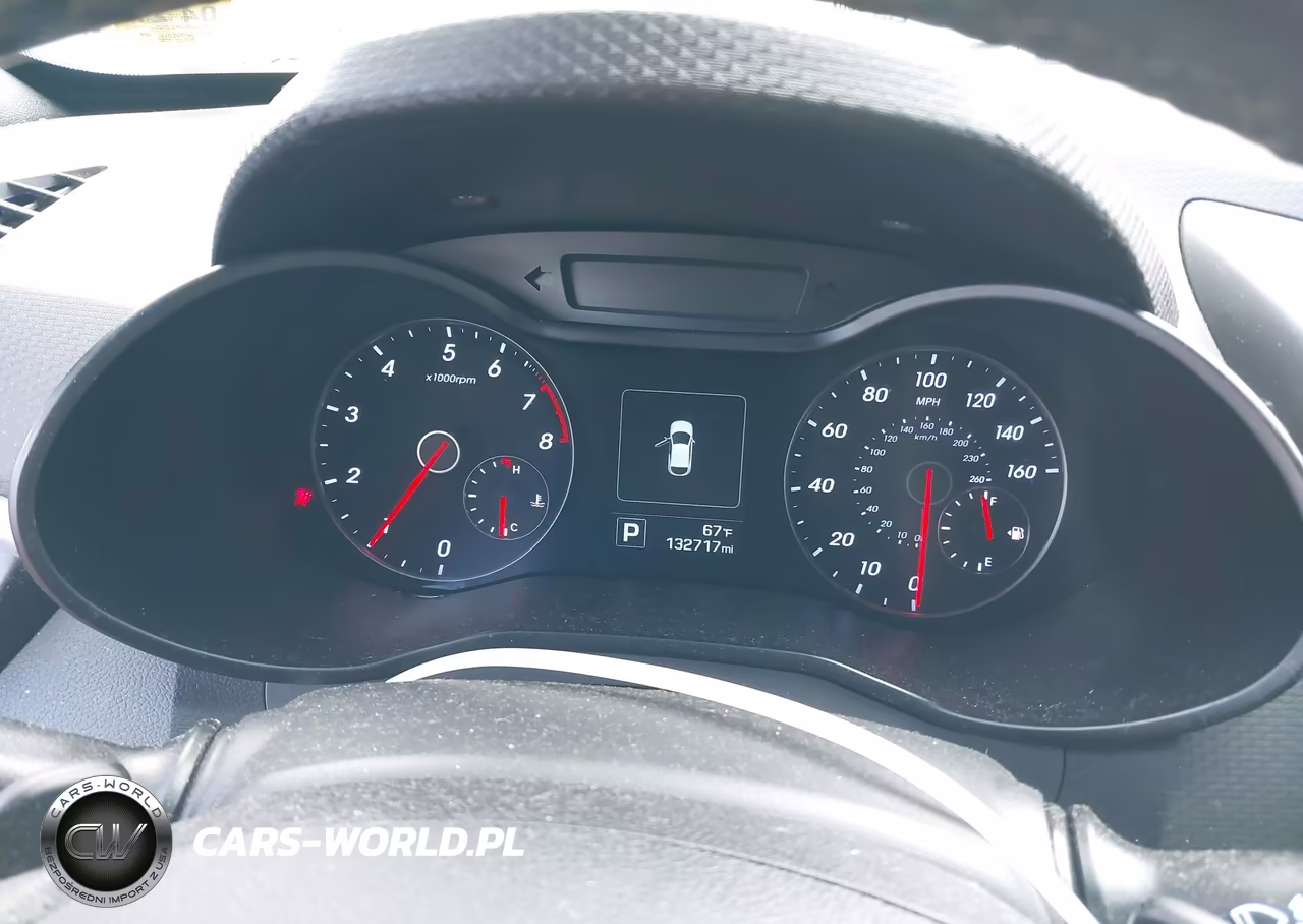 2016 Hyundai Veloster Turbo VIN:KMHTC6AE2GU279452 - 7