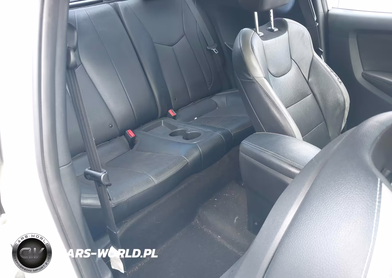 2016 Hyundai Veloster Turbo VIN:KMHTC6AE2GU279452 - 8