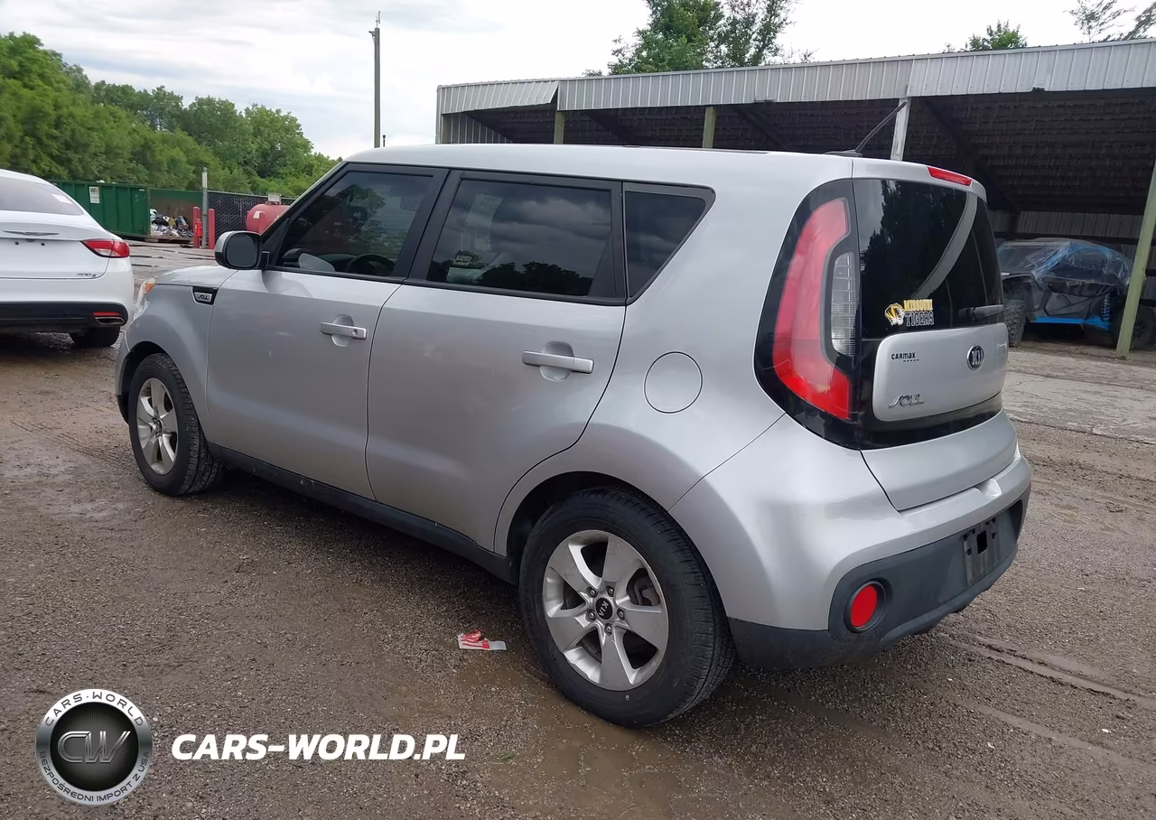 2018 Kia Soul VIN:KNDJN2A26J7543573 - 3