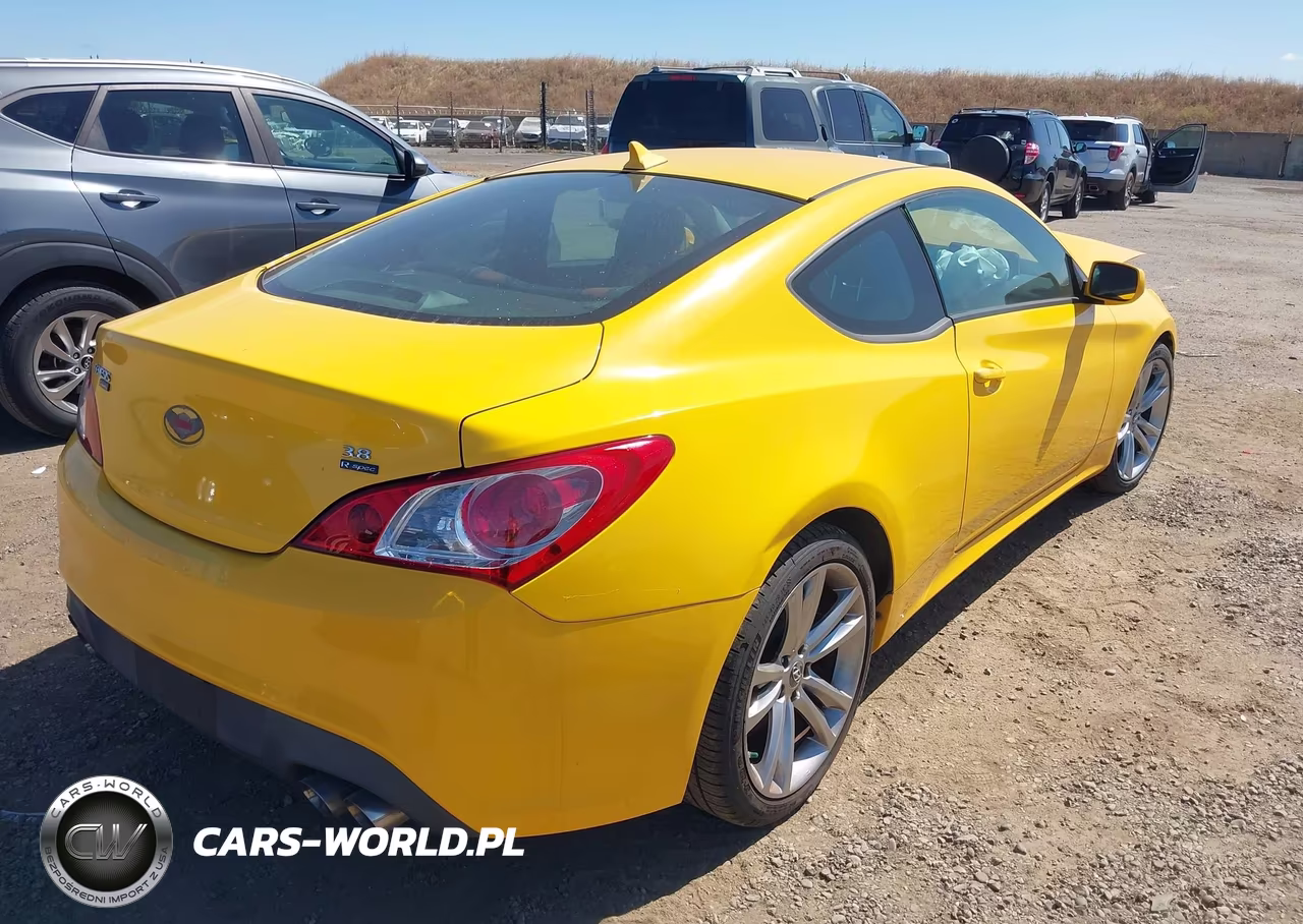 2012 Hyundai Genesis 3.8 R-Spec VIN:KMHHU6KH4CU071305 - 4