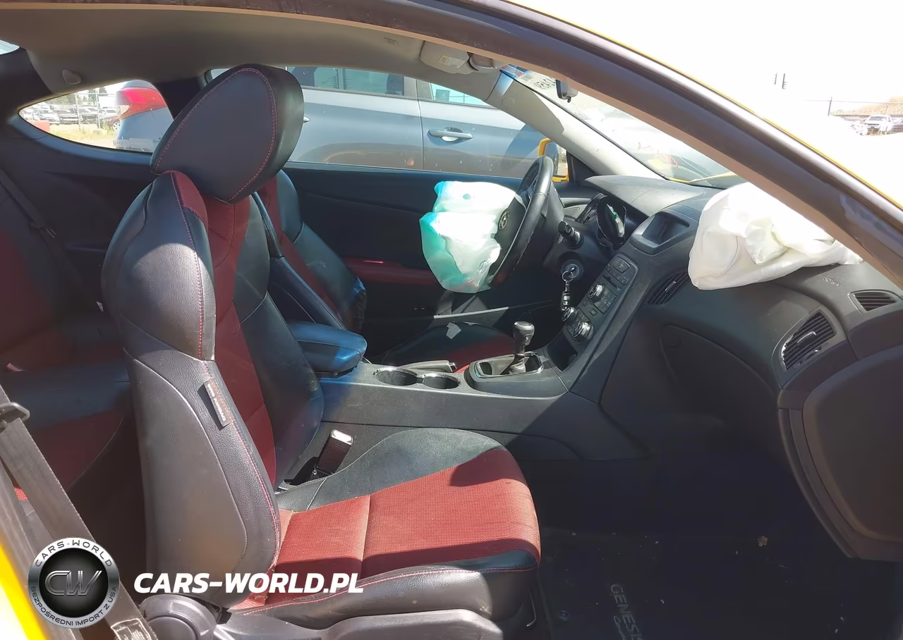 2012 Hyundai Genesis 3.8 R-Spec VIN:KMHHU6KH4CU071305 - 5