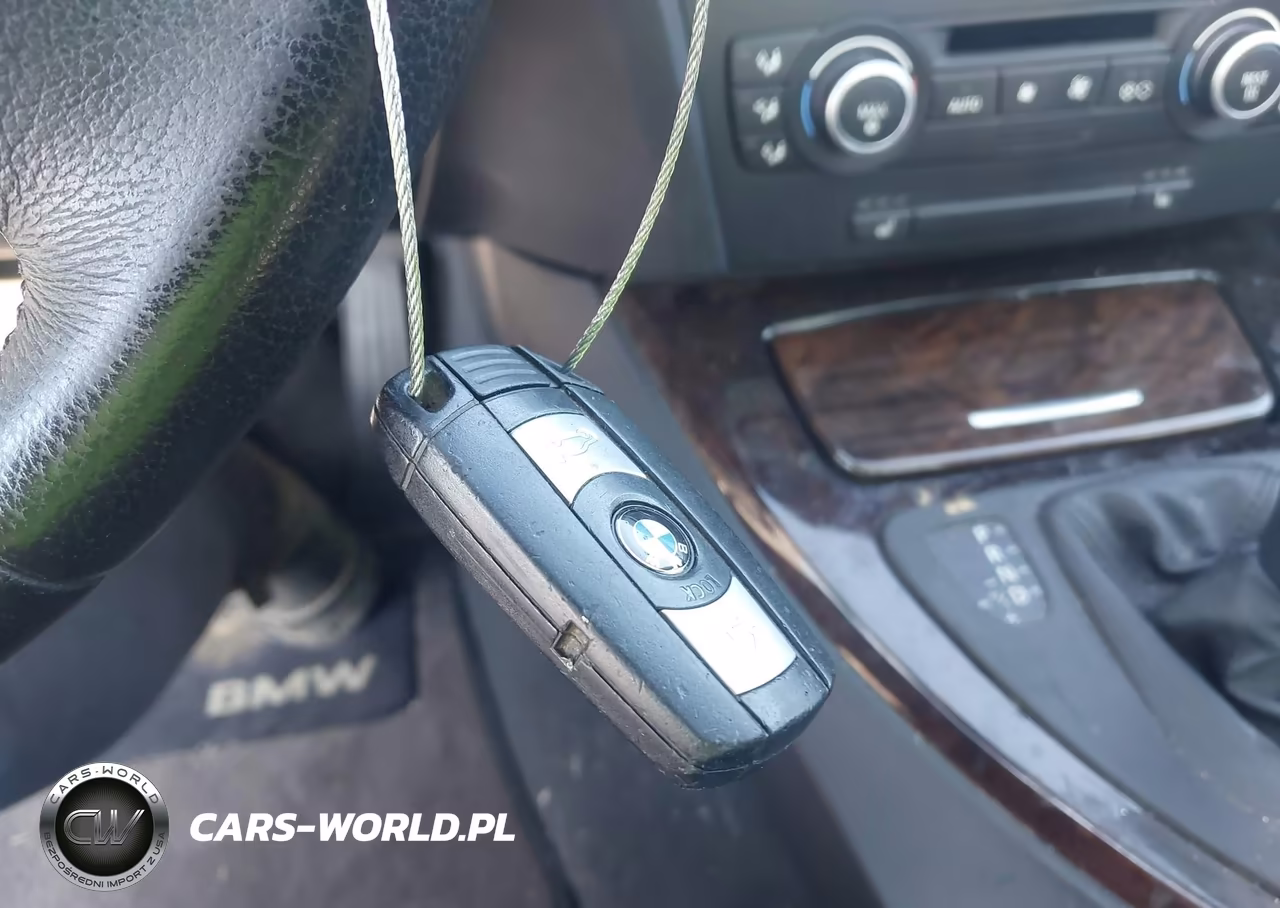 2009 BMW 328I VIN:WBAPH735X9A172869 - 11