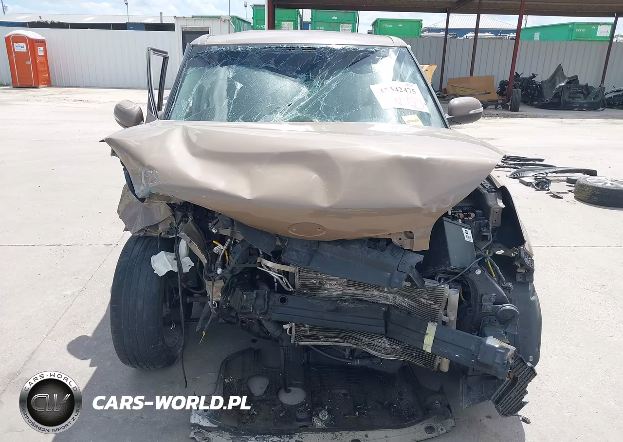 2014 Kia Soul + VIN:KNDJP3A55E7029584 - 13
