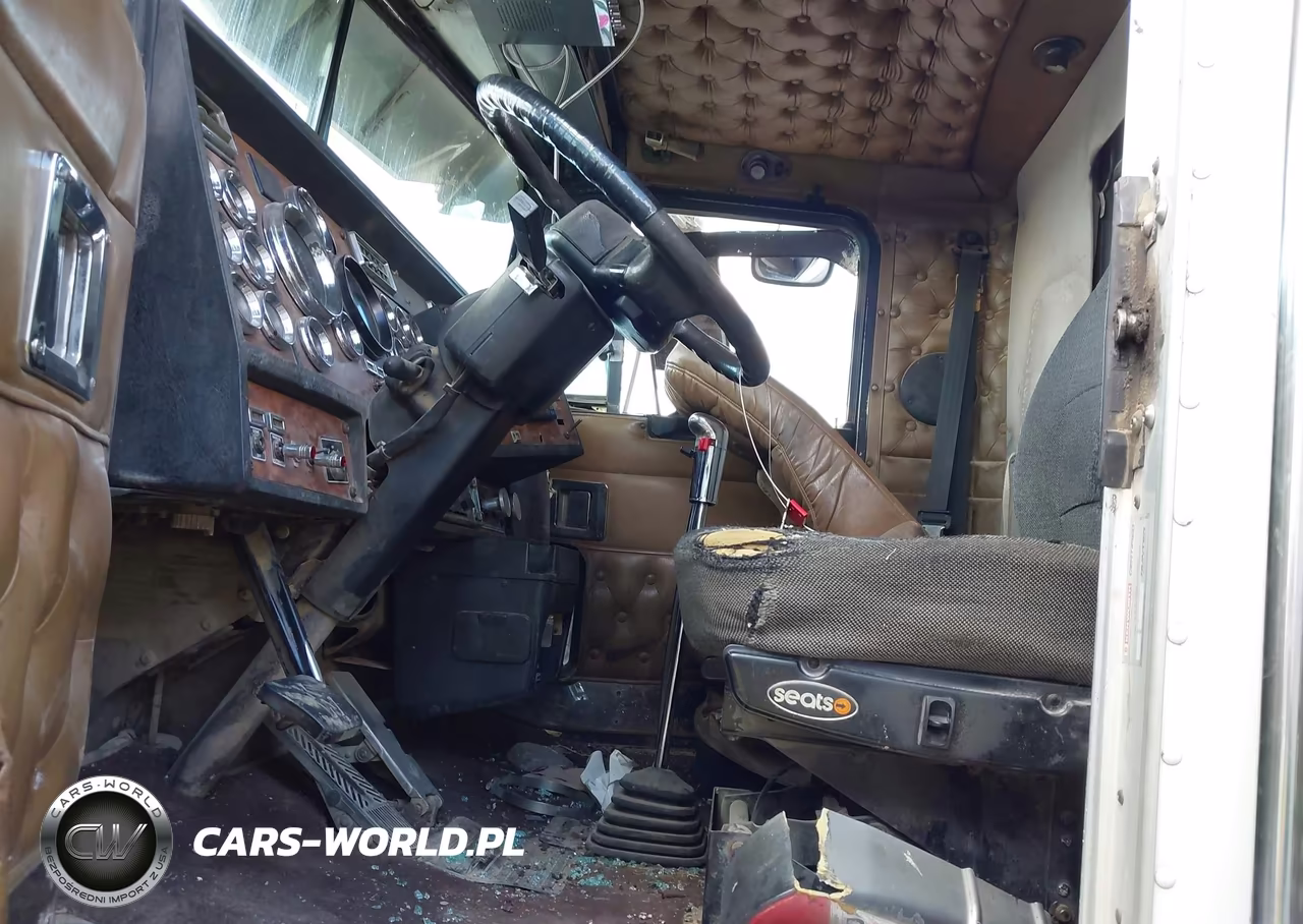 2001 Kenworth Construction W900 VIN:1XKWDB9X81J865258 - 7