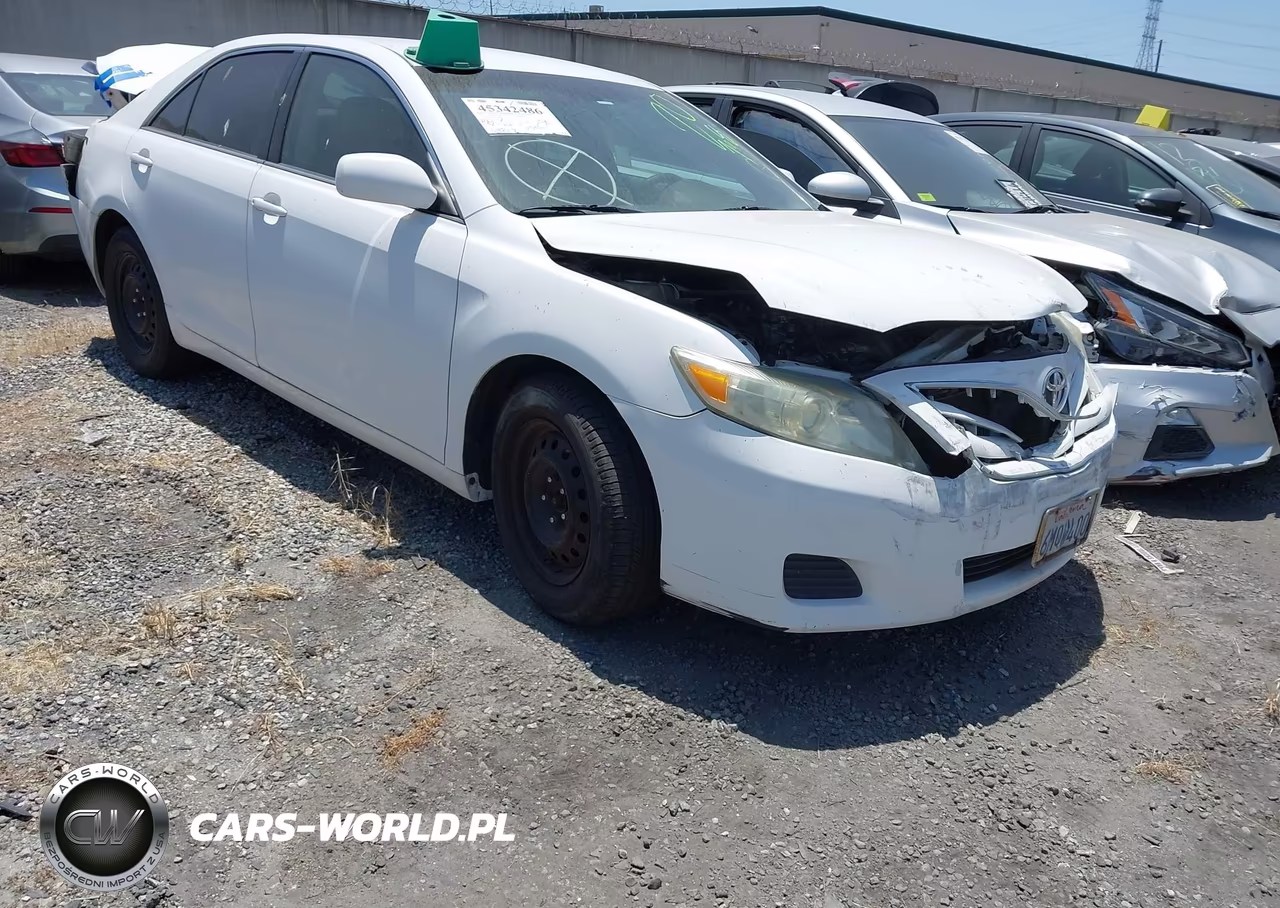 2011 Toyota Camry – zdjęcie 1 z 16