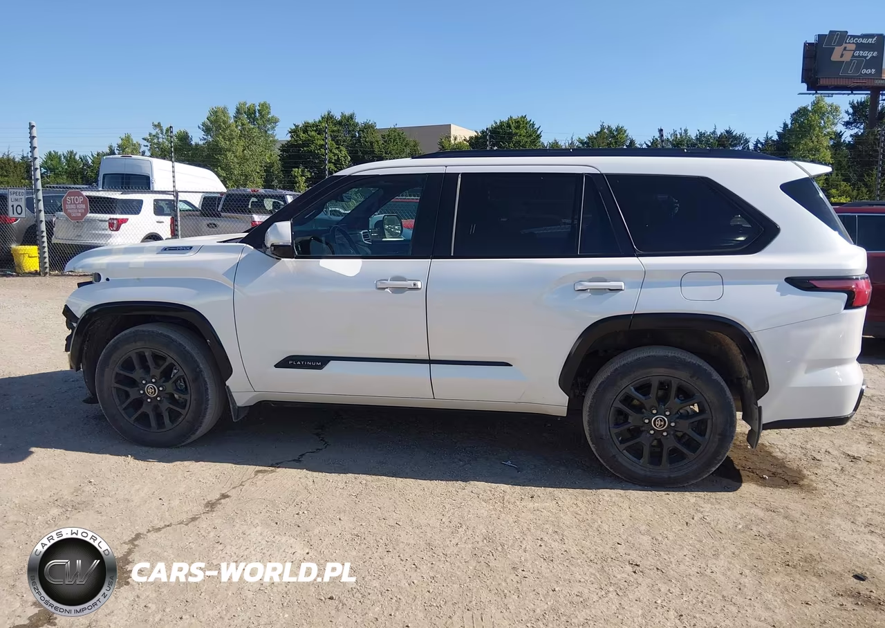 2023 Toyota Sequoia Platinum VIN:7SVAAABA4PX005156 - 15