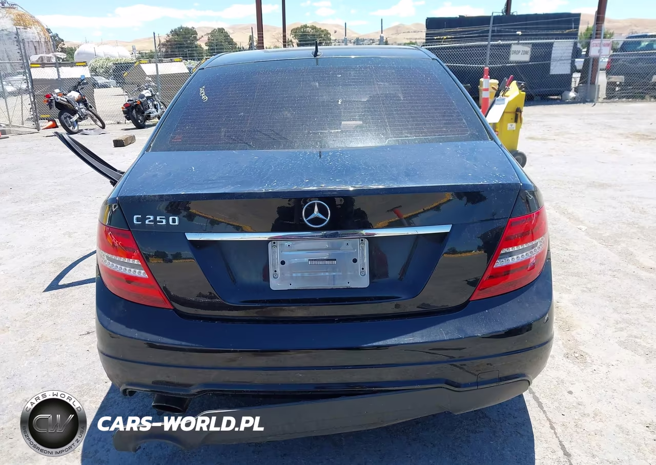 2013 Mercedes-Benz C 250 Sport VIN:WDDGF4HB2DR290601 - 19