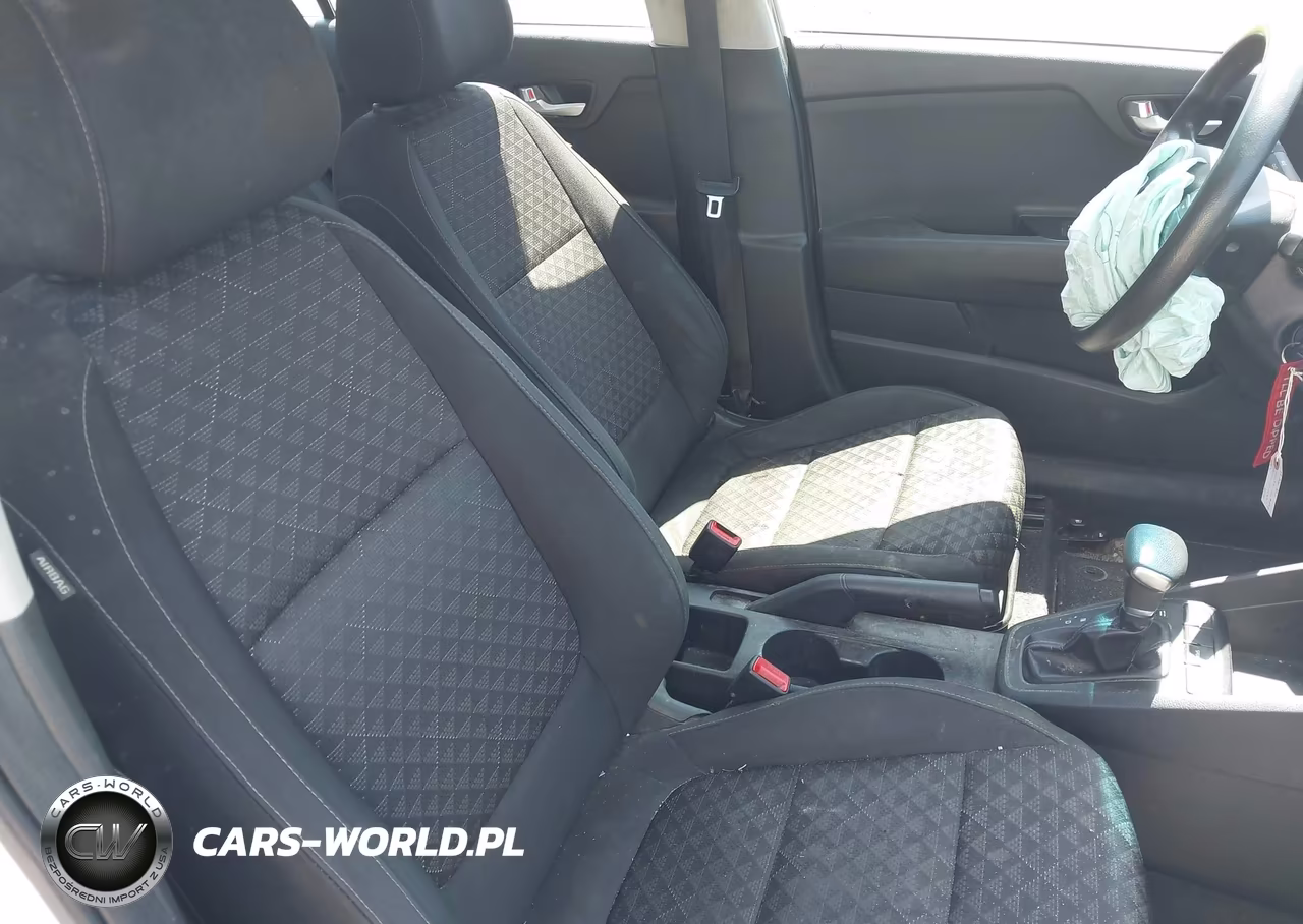 2019 Kia Rio Lx VIN:3KPA24AB1KE248936 - 5