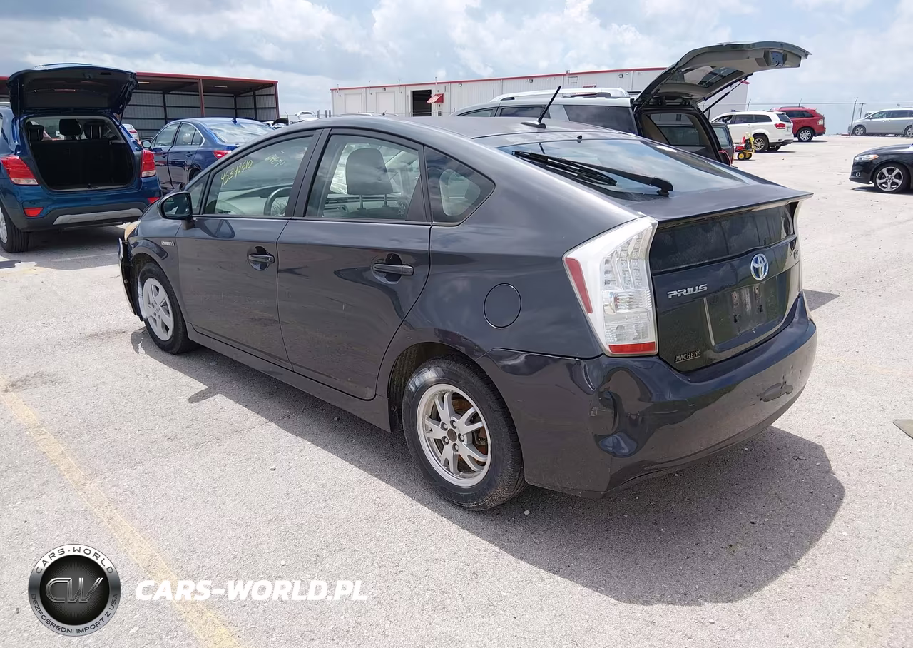 2011 Toyota Prius Two VIN:JTDKN3DUXB5308579 - 3