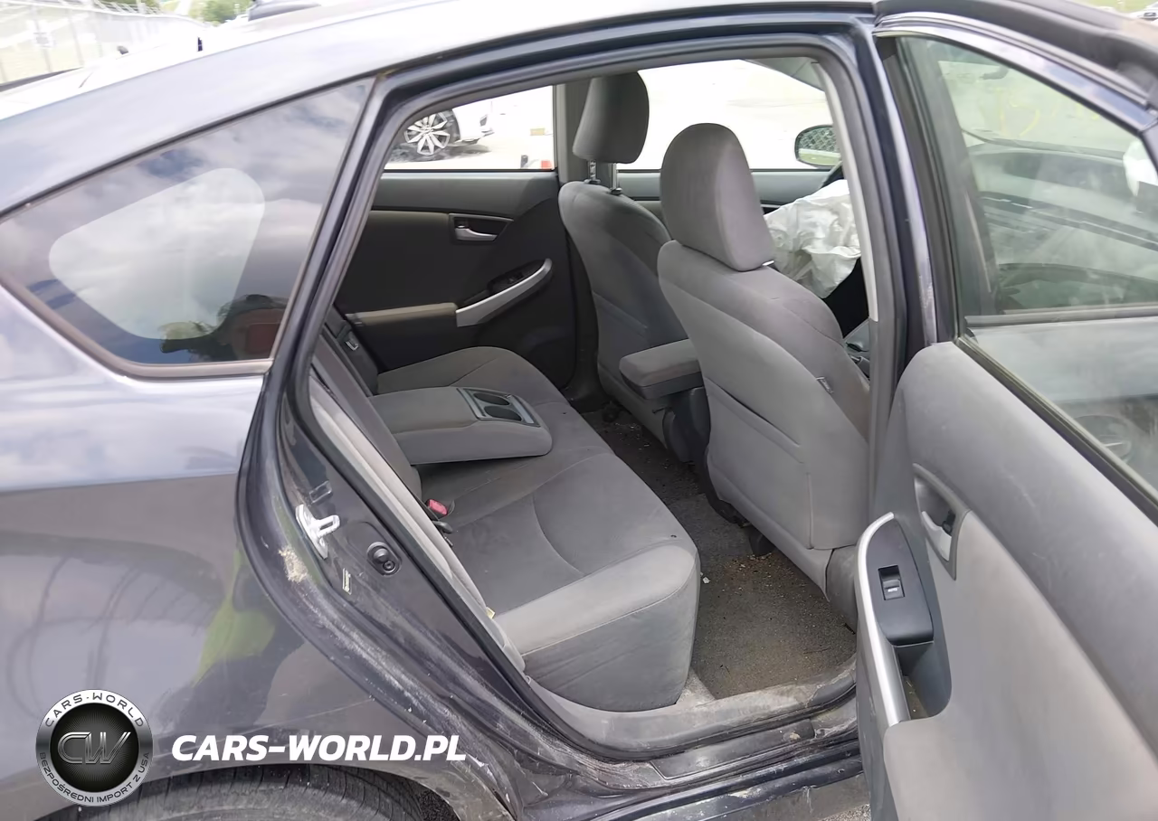 2011 Toyota Prius Two VIN:JTDKN3DUXB5308579 - 8