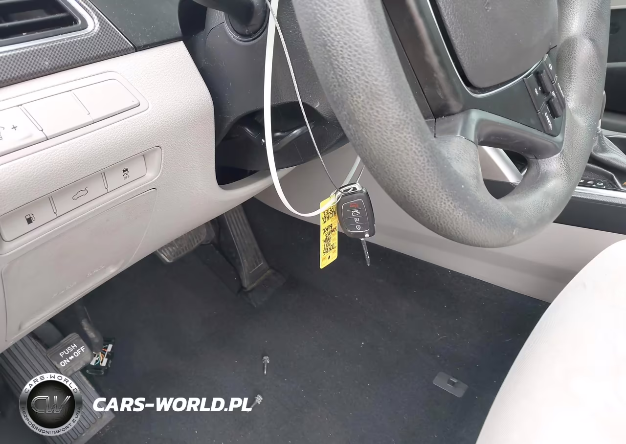 2017 Hyundai Sonata Sport VIN:5NPE34AF6HH540037 - 11