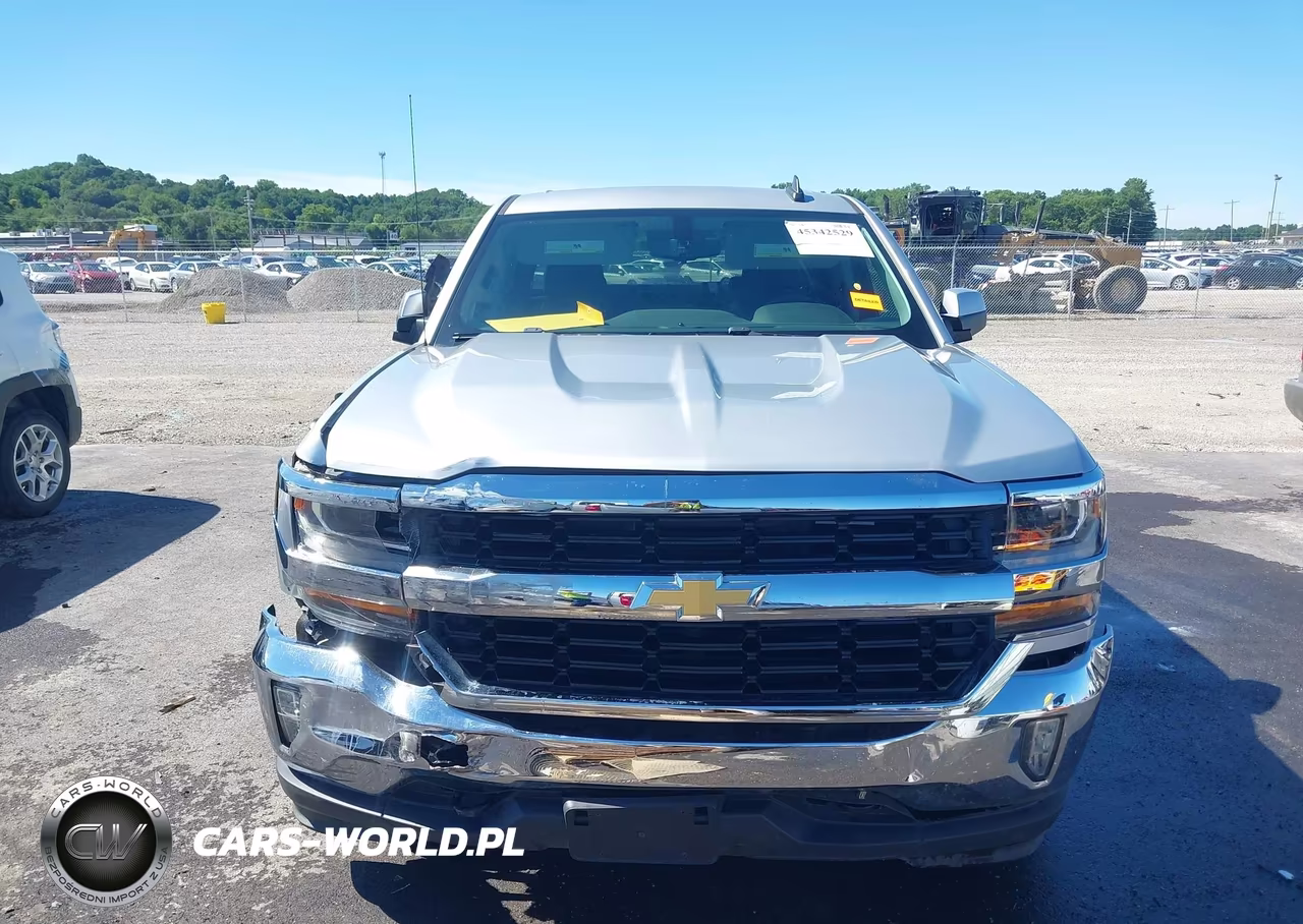 2018 Chevrolet Silverado 1500 1Lt VIN:1GCUKRECXJF205729 - 12