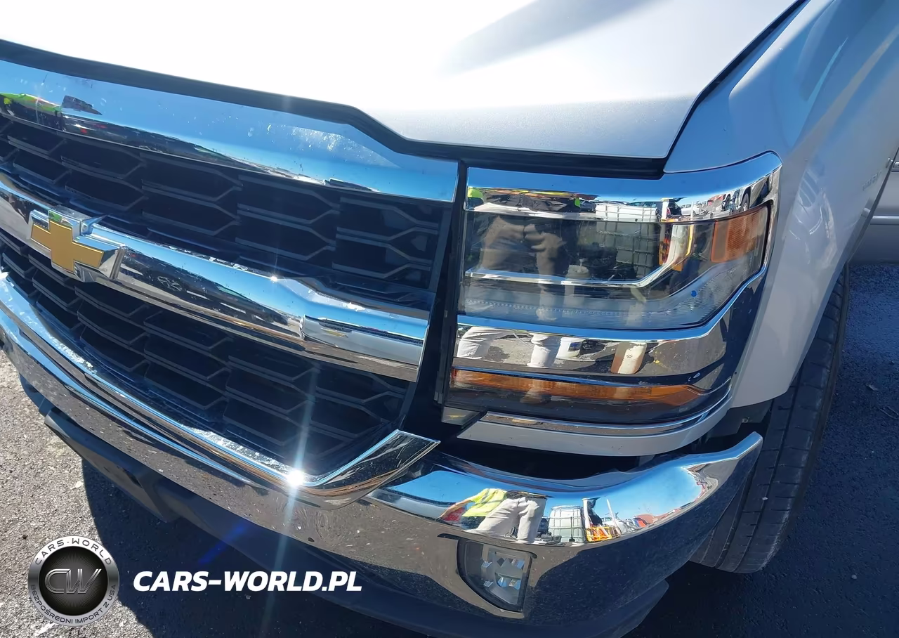 2018 Chevrolet Silverado 1500 1Lt VIN:1GCUKRECXJF205729 - 19