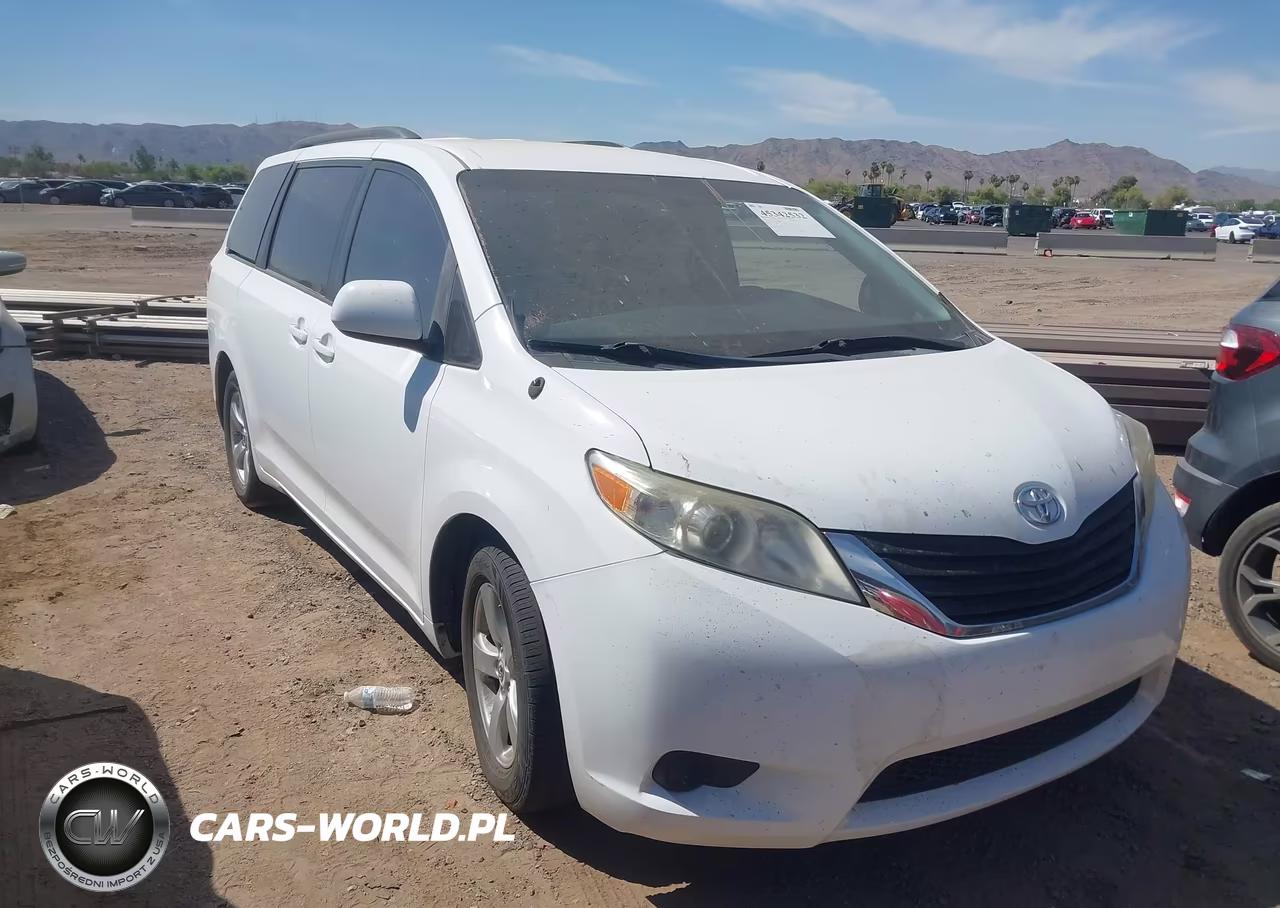 2011 Toyota Sienna Le V6