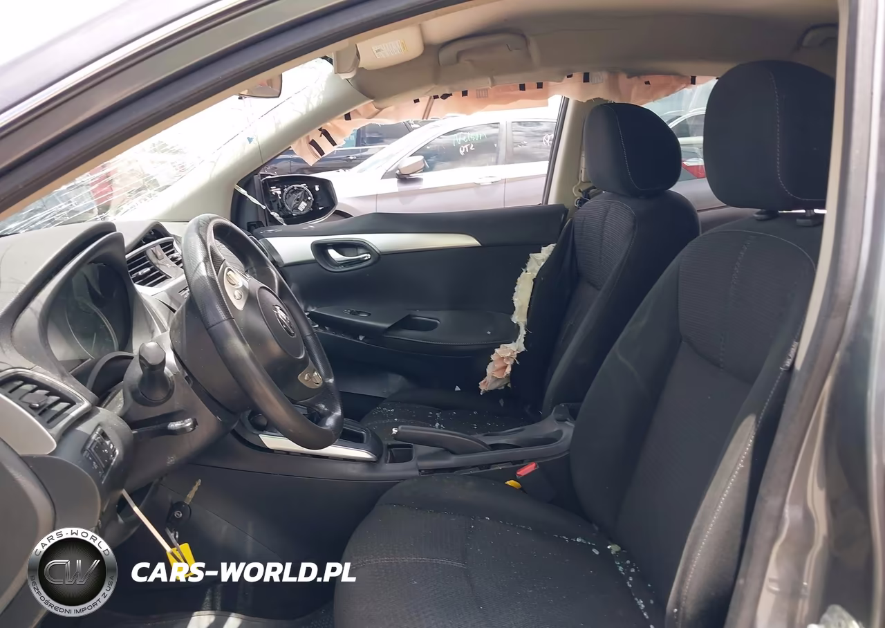 2018 Nissan Sentra S VIN:3N1AB7AP4JY340894 - 18