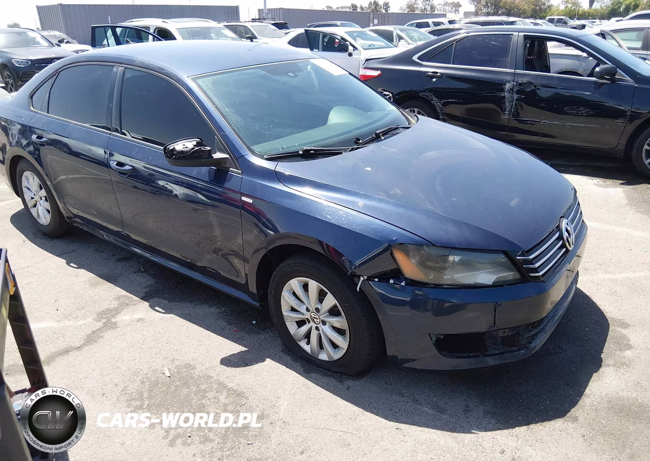 2014 Volkswagen Passat 1.8T Wolfsburg Edition – zdjęcie 1 z 11