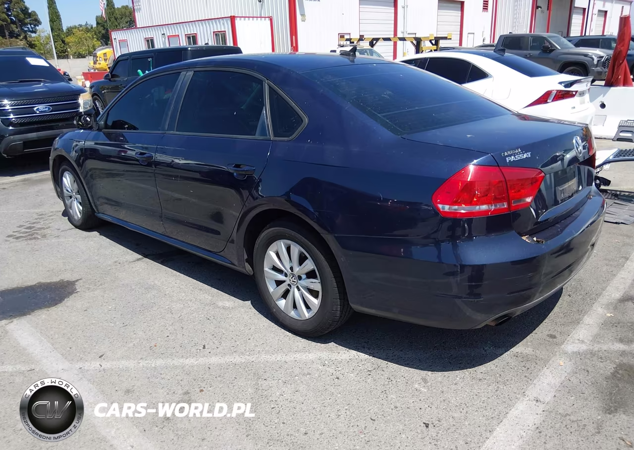 2014 Volkswagen Passat 1.8T Wolfsburg Edition VIN:1VWAT7A35EC031891 - 3