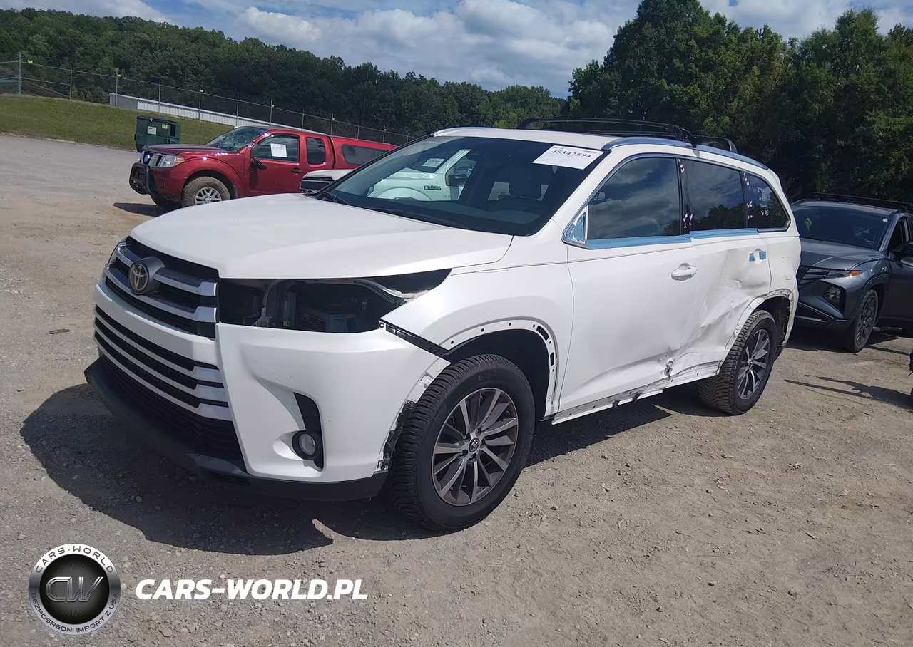 2018 Toyota Highlander Xle VIN:5TDKZRFH9JS534483 - 2