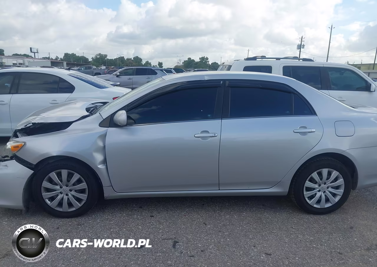 2013 Toyota Corolla Le VIN:5YFBU4EE8DP183880 - 14