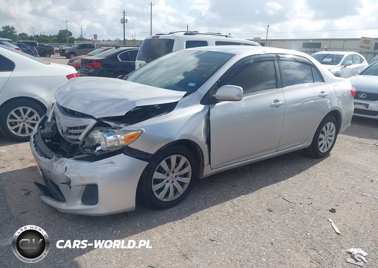 2013 Toyota Corolla Le VIN:5YFBU4EE8DP183880 - 2
