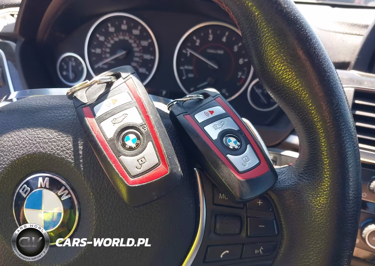 2018 BMW 330I xDrive VIN:WBA8D9G56JNU68670 - 11