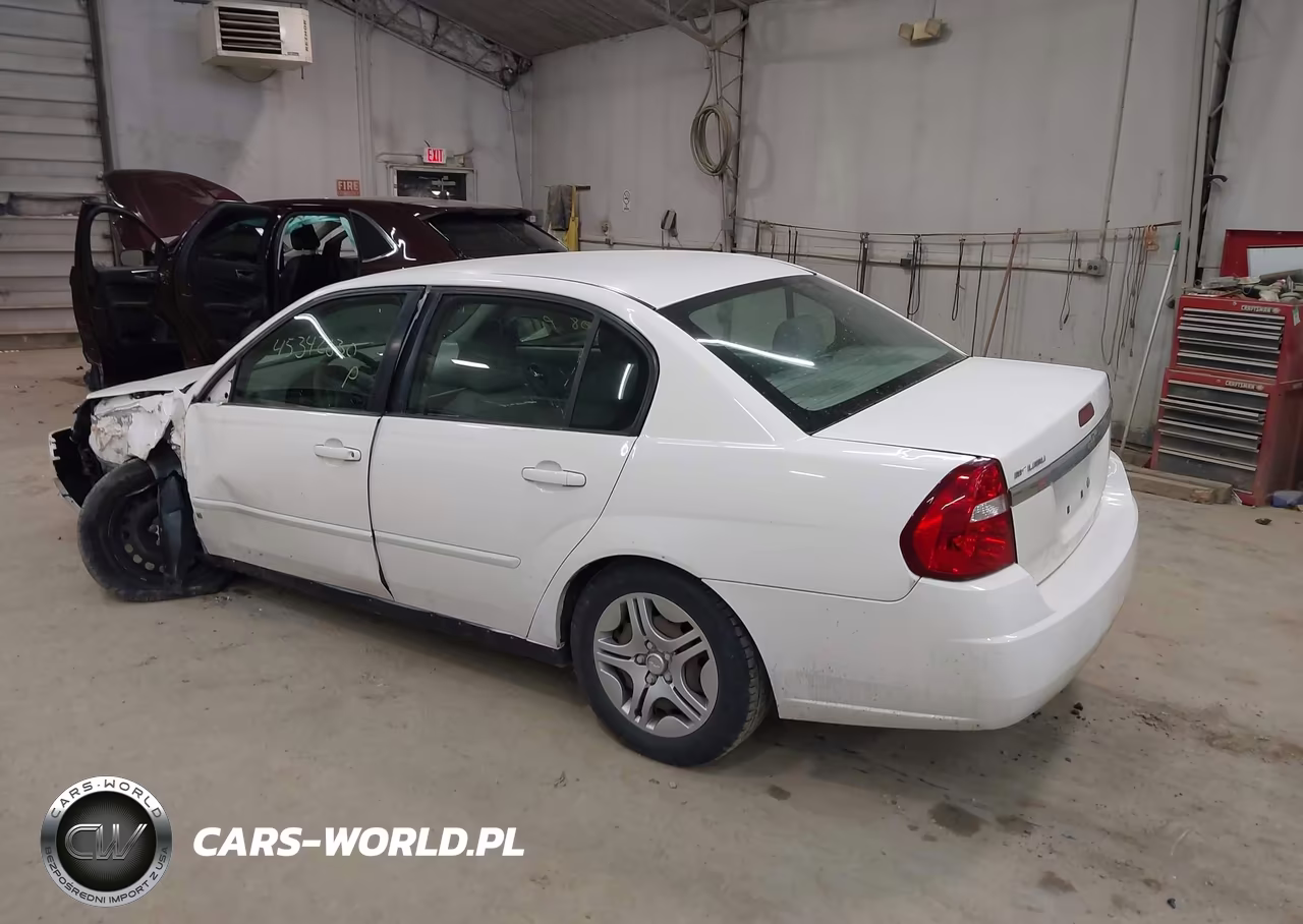 2008 Chevrolet Malibu Classic Ls VIN:1G1ZS58N28F148652 - 3