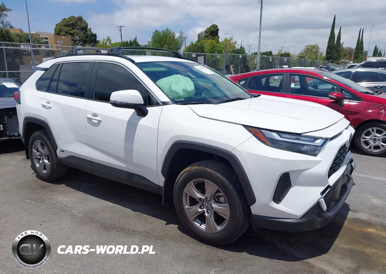 2025 Toyota Rav4 Hybrid Xle – zdjęcie 1 z 16