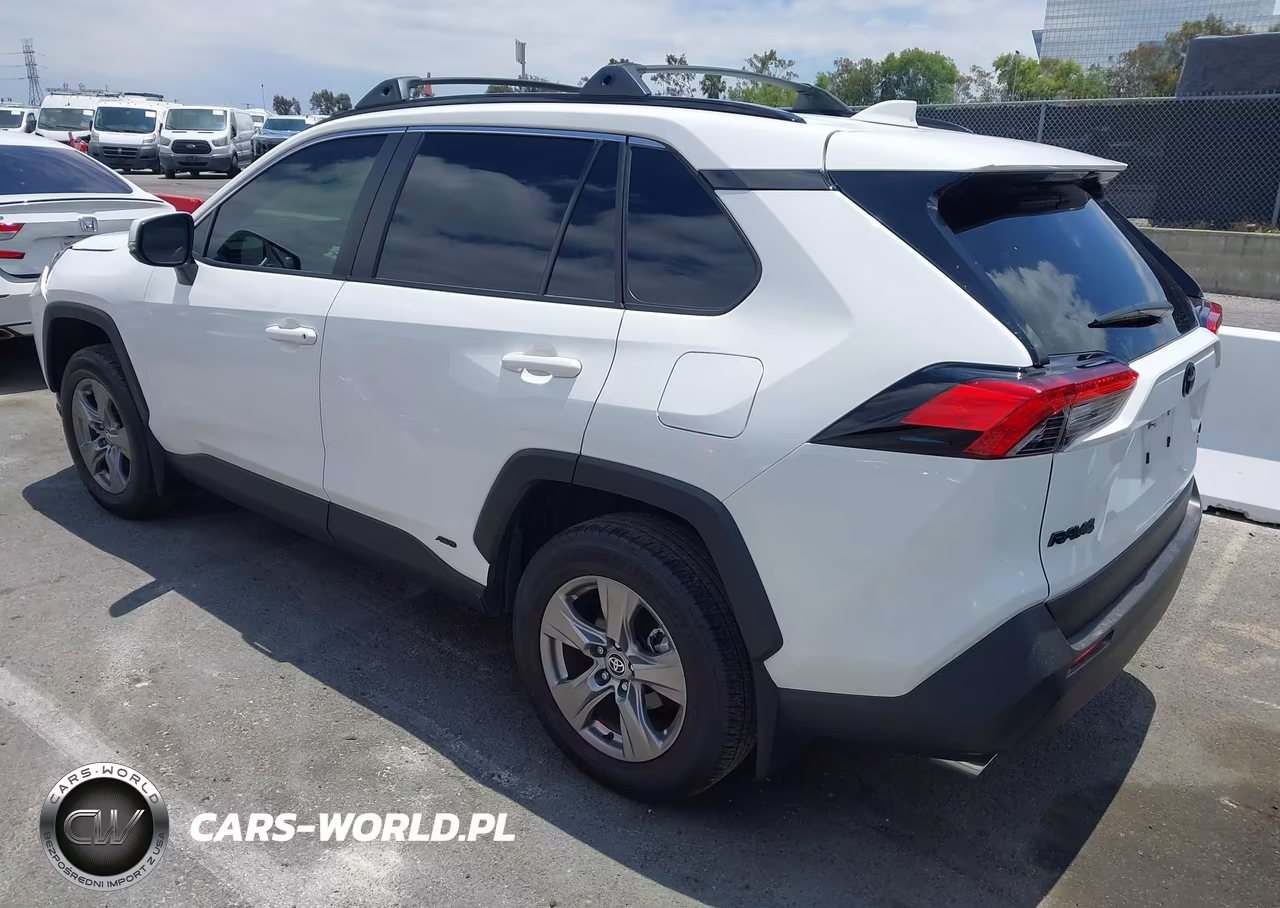 2025 Toyota Rav4 Hybrid Xle VIN:JTMRWRFV8SD296443 - 3