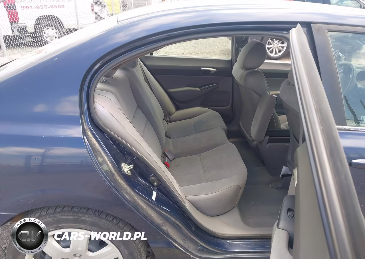 2007 Honda Civic Lx VIN:1HGFA16507L047040 - 8