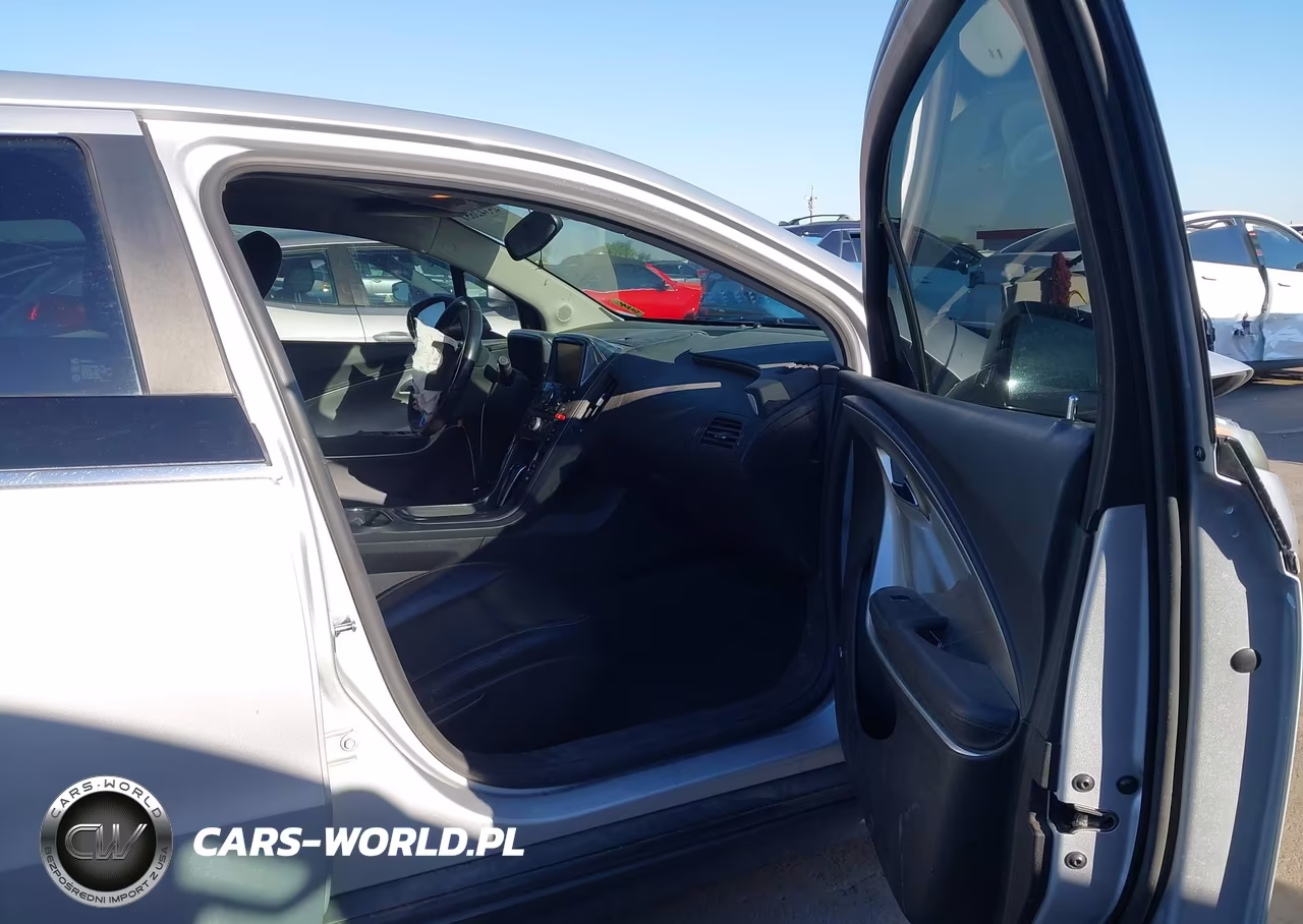 2012 Chevrolet Volt VIN:1G1RD6E45CU104466 - 5