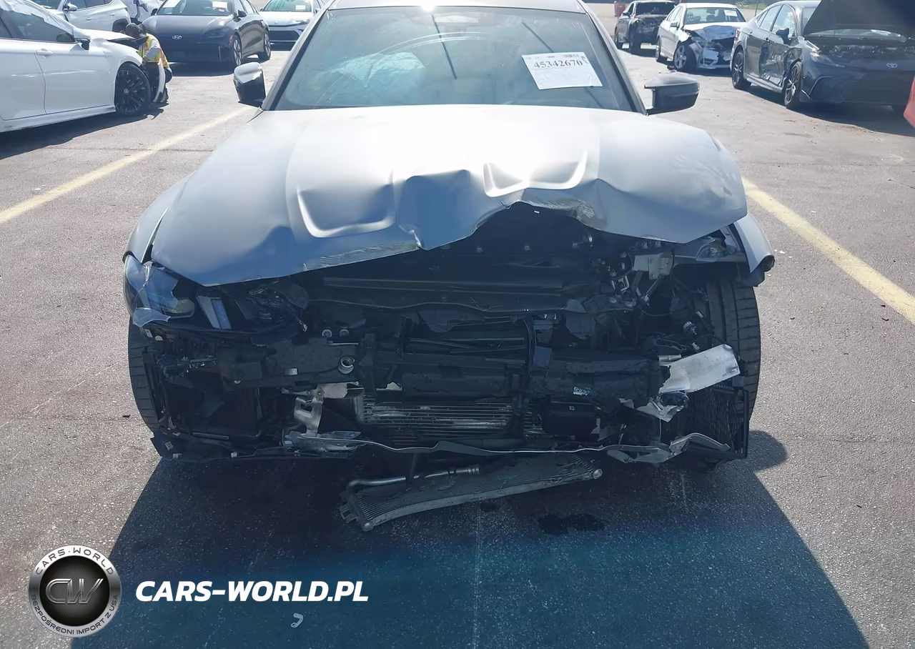 2025 BMW M3 Competition xDrive VIN:WBS33HJ0XSFU40785 - 6