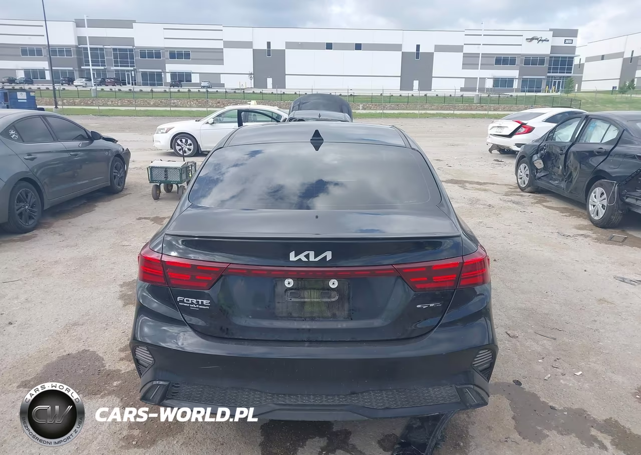 2024 Kia Forte Gt-Line VIN:3KPF54AD9RE796109 - 16