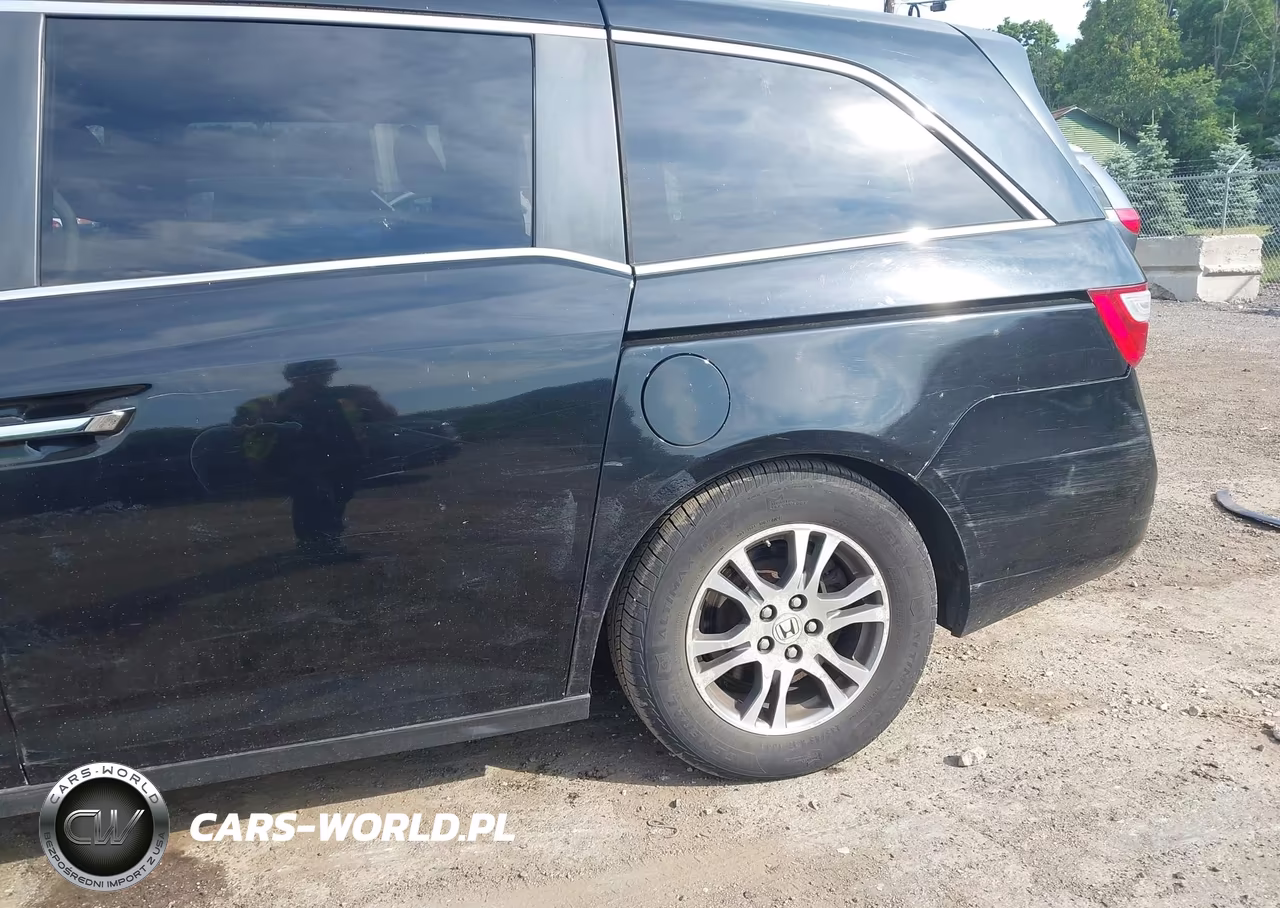 2011 Honda Odyssey Ex-L VIN:5FNRL5H6XBB069139 - 17